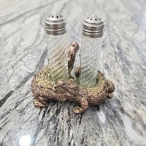 Arthur Court Alligator Salt & Pepper Set Vintage 2001